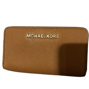 Micheal  Kors lightly pre owned